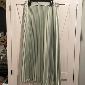 Sage Mint Accordion H&M Skirt US 12
